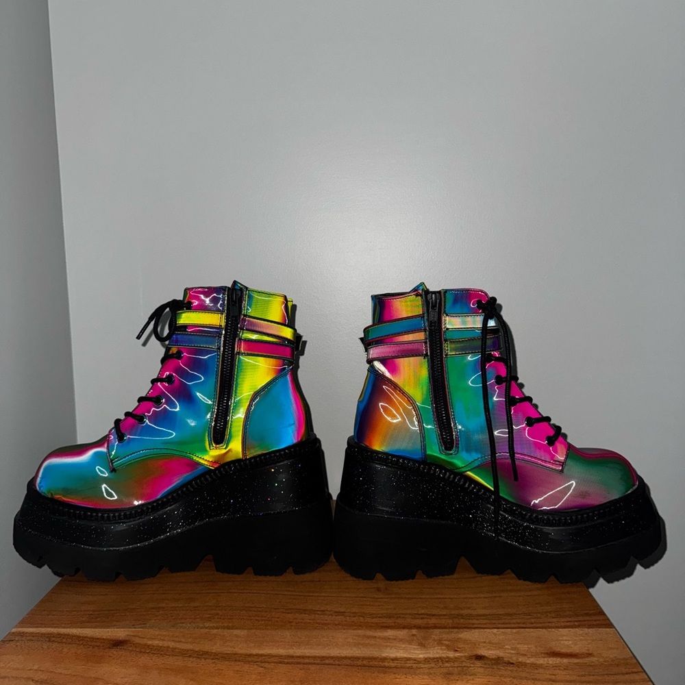 RARE Demonia Shaker 52 Holographic Platform Boots - Picture 10 of 12